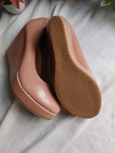 Elegant Pink Ballerina Flats