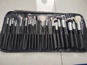 BEILI Makeup Brush Set with Case