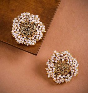Exquisite Pearl & Gold Dangle Earrings