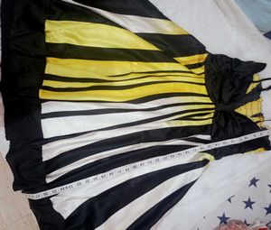 Stunning Black &amp; Yellow Striped Maxi Dress