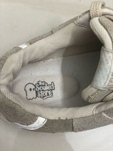 Mens sneakers