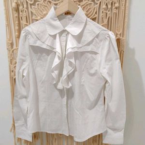 Chic White Ruffled Blouse