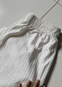 Chic White Leg Pants