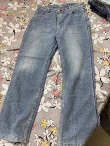 Light Wash Split Hem Jeans