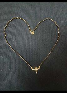 branded swan necklace gold imitation mangalsutra