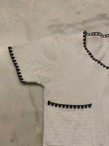 Chic White Cropped Cardigan
