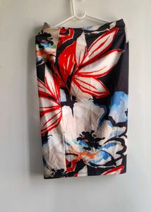 Vibrant Floral Print Pencil Skirt