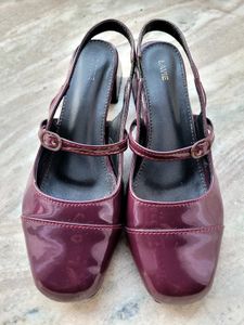 Chic Burgundy Patent Slingback Heels
