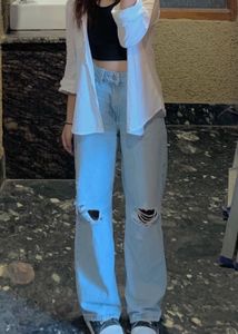 Light Wash Ripped Wide Leg Jeans