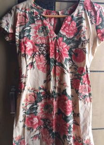 Beautiful Floral Print Kurta