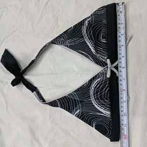 ⭐ Stylish Black &amp; White Swirl Bikini Top