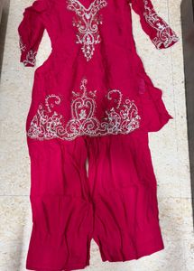 (S) Festive Pink Kurti &amp; Pants