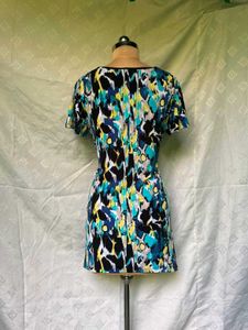 Stylish Abstract Print Tunic Top
