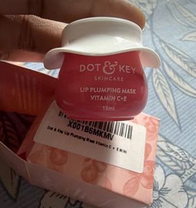 Dot & Key Lip Plumping Sleeping Mask