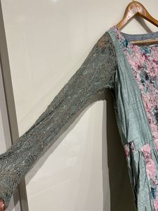 Stylish Ethnic Gown