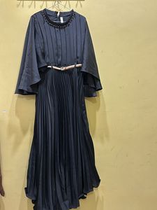 Elegant Black Pleated Maxi Dress