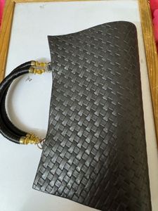 Black Purse