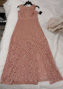 Elegant Lace Gown with Slit