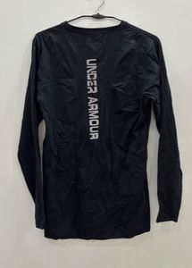 Under Armour Long Sleeve T-Shirt