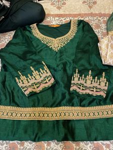 Elegant Green Embroidered Kurta