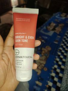 buy a  Face Wash and get lipstick free