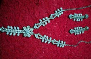 Vintage Rhinestone & Pearl Necklace Set