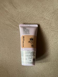 Maybelline Lumi Matte Super Stay Foundation 128