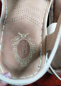 Stylish White Comfort Sandals