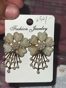 Fashion Jewelry Set - Bracelet &amp; Earrings