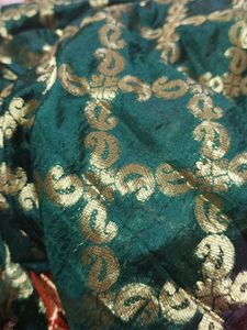 zari saree