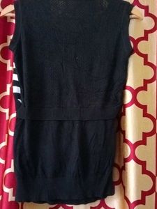 Chic Black &amp; White Striped Sleeveless Top