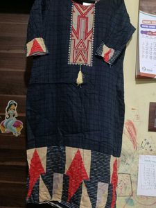 Stylish Black Kurta with Red &amp; Beige Print