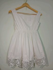 Cotton tops with Embellished lace