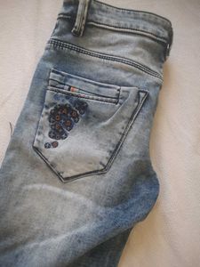 Stylish Acid Wash Jeans