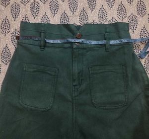 Green High-Waisted Wide-Leg Jeans