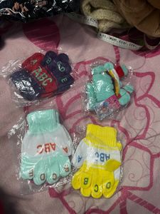 gloves mitten  4-Pack and 2 pair winter soc