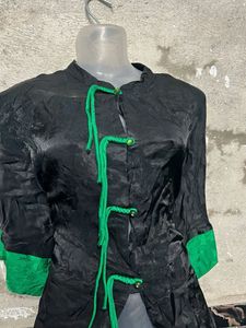 korean Black &amp; Green Asian Style top