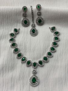 Emerald Green Set with Earrings & Maang Tikka