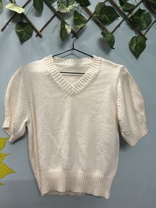 Cream V-Neck Knit Top