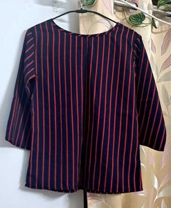 👚Striped Navy &amp; Red Top