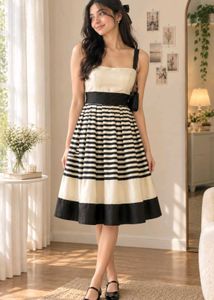 Chic Striped Midi Dress