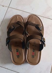 PRICE DOWN!!!! Comfortable Brown Sandals