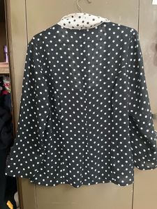 Chic Polka Dot Blazer - Timeless Style