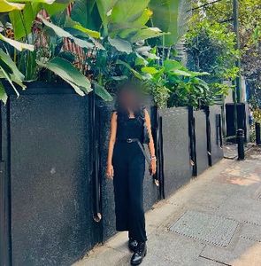 Chic Black Sleeveless Dress