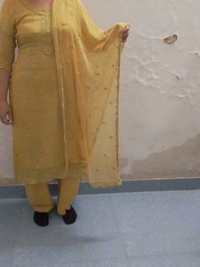 Elegant Yellow Kurta Set