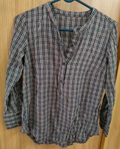 Plaid Button-Up Long Sleeve Shirt