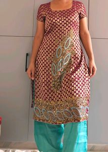 Elegant Ethnic Kurta Set