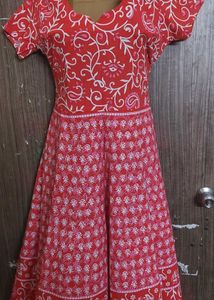 Red pure Cotton Printed dress
