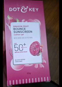DOT &amp; KEY Dragon Fruit Sunscreen SPF 50+