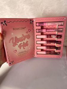 ROMCOM Dazzle in Every Glow Palette